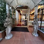 酒店 Luisa